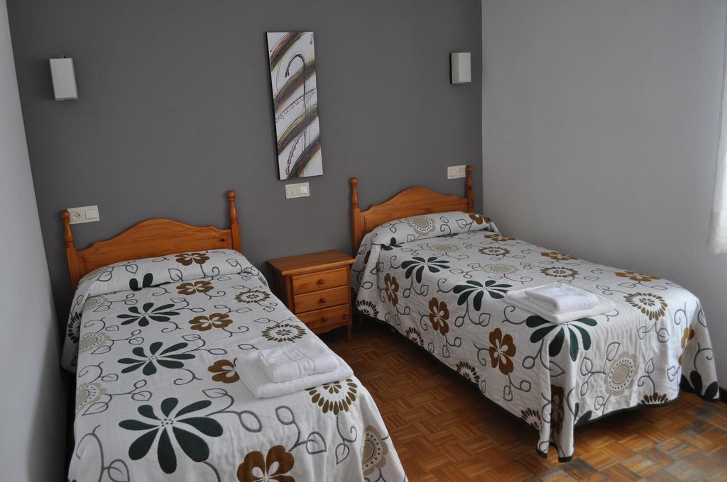 Hostal La Tablada Navaleno Zimmer foto
