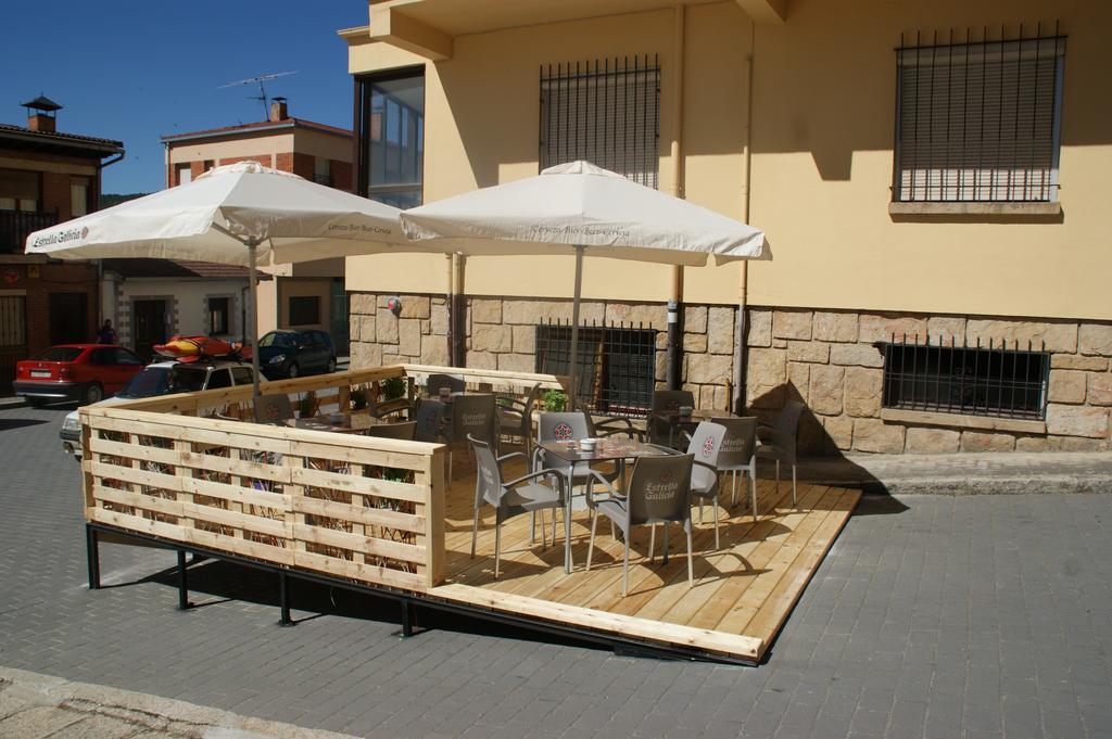 Hostal La Tablada Navaleno Exterior foto